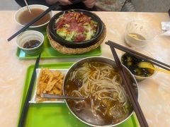 -卓雅桂林米粉