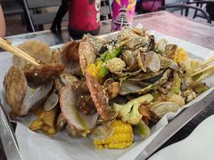 -鑫渔港海鲜本地菜·山海关浑锅(东戴河店)