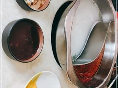 -歪小孩山野鲜货火锅店(银河名座店)