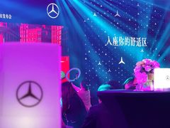 -泰州之星奔驰4S店(海陵店)