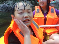 -安吉龙王山峡谷漂流