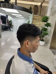 -苏奇发型·烫发染发