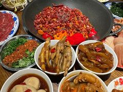 -萍姐火锅·公路夜市(武汉首店)