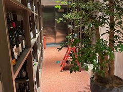 -肆海小川菜酒馆Wine Bistro (青年路店)