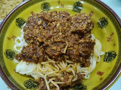 炸酱拌面-食惠里小笼包面馆(越秀店)