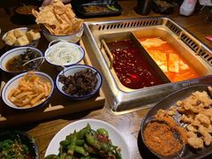 -九鼎轩脆毛肚火锅(邗江万达店)