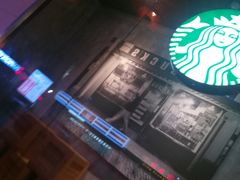 -星巴克(重庆新世纪凯瑞商都店)