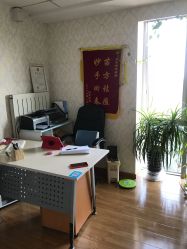 -苗方清颜专业祛痘连锁机构