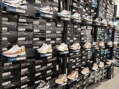 -斯凯奇(八达岭奥特莱斯店)