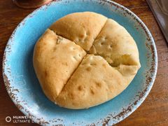 酸奶饼-蒙亨·手把肉·蒙古包文化主题餐厅(天恒广场店)