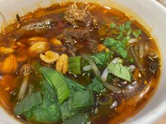 牛肉酸辣粉-吉品合酥脆烤饼(嘉里城店)