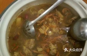 Wild Cordyceps Flower Chicken and Pig's Trotter Stew