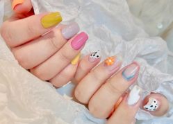 -雪奈传统美甲美睫