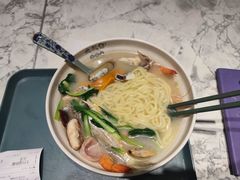 -大食代美食广场(上海中心店)