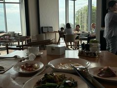 -瑰丽酒店·海吧·天际下午茶·现场DJ·天台酒吧