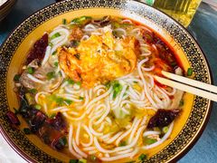 -肇兴特色牛肉粉