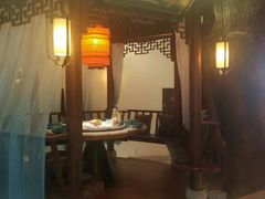 门面-荷塘秋月·本帮江浙菜(国权路店)