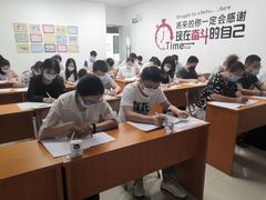 -深圳市龙岗区宝龙科技城实验学校