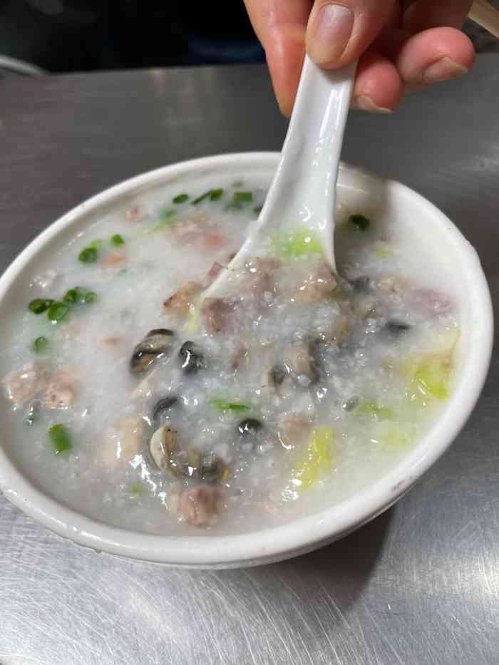 驰名猫记艇仔粥