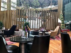 -上海滴水湖皇冠假日酒店