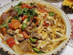 -三江源美食城