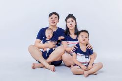 点击看大图 -挪娅婚纱摄影皇家会所