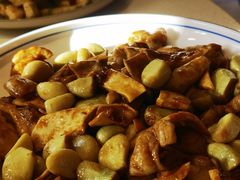 腊八蒜烧心管肥肠-八府香鸭·啫啫煲(华山路店)