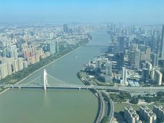 -广州塔卢特斯法国旋转餐厅