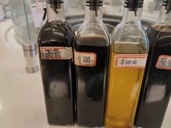 -三人行骨头王火锅(长寿店)