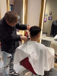 -P.R.O.salon 发哲