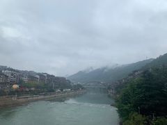 -茅台镇网红溶洞餐厅·茅帮菜馆