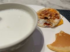 -顺德联塑万怡酒店·万荟轩自助餐厅