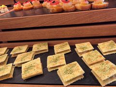 -牛YO寿喜烧·铁板烧和牛火锅自助(市府恒隆店)