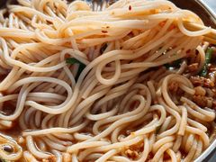 -正宗杨记普洱酸醋米线(总店)