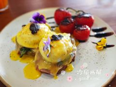 黑松露帕尔玛火腿班尼迪克蛋-UPPER KITCHEN(延安路店)