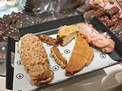 -HOT CRUSH趁热集合·现烤面包(上海环球港店)