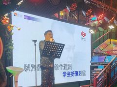 -路边边.炒菜烧烤.音乐餐厅(良乡长虹店)