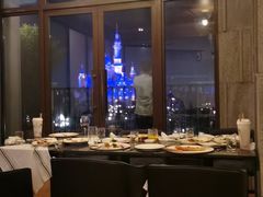 -WOLFGANG PUCK KITCHEN & BAR(迪士尼小镇店)