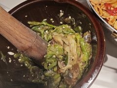 皮蛋青椒擂茄子-费大厨辣椒炒肉(通州万达店)