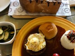 汉堡牛排-Cafe Alice咖啡爱丽丝(奥城店)