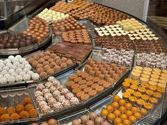 -Laderach 莱德拉(上海环贸iapm店)