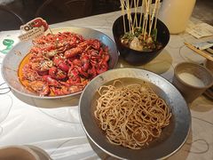 -巴厘龙虾·榜首油焖大虾(音乐学院·沿江酒馆店)