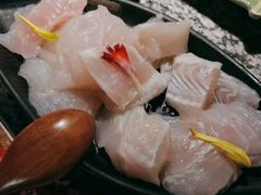 -老牌坊云南鱼豆花火锅(哈西万达店)