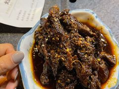 麻辣牛肉条-三妹小龙虾·黄油蟹(华侨城总店)