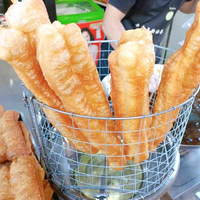 速客便利店-"速客便利店位于南俊路的韩石头无烟烤肉的.