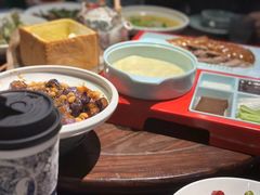 -韵秋荷(宝山龙湖天街店)