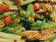 -千稻剁椒大鱼头(CityOn熙地港店)