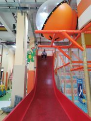 -动力星球家庭亲子游乐中心