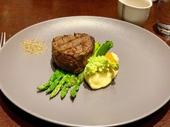 香扒澳洲谷饲安格斯牛肉排M3-北京华彬费尔蒙酒店·刃餐厅