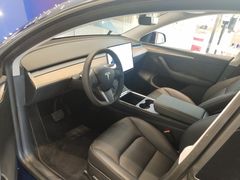 -TESLA 特斯拉(北京颐堤港体验店)